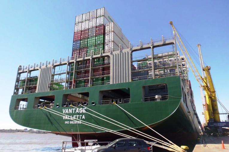 Desde el muelle: VANTAGE.