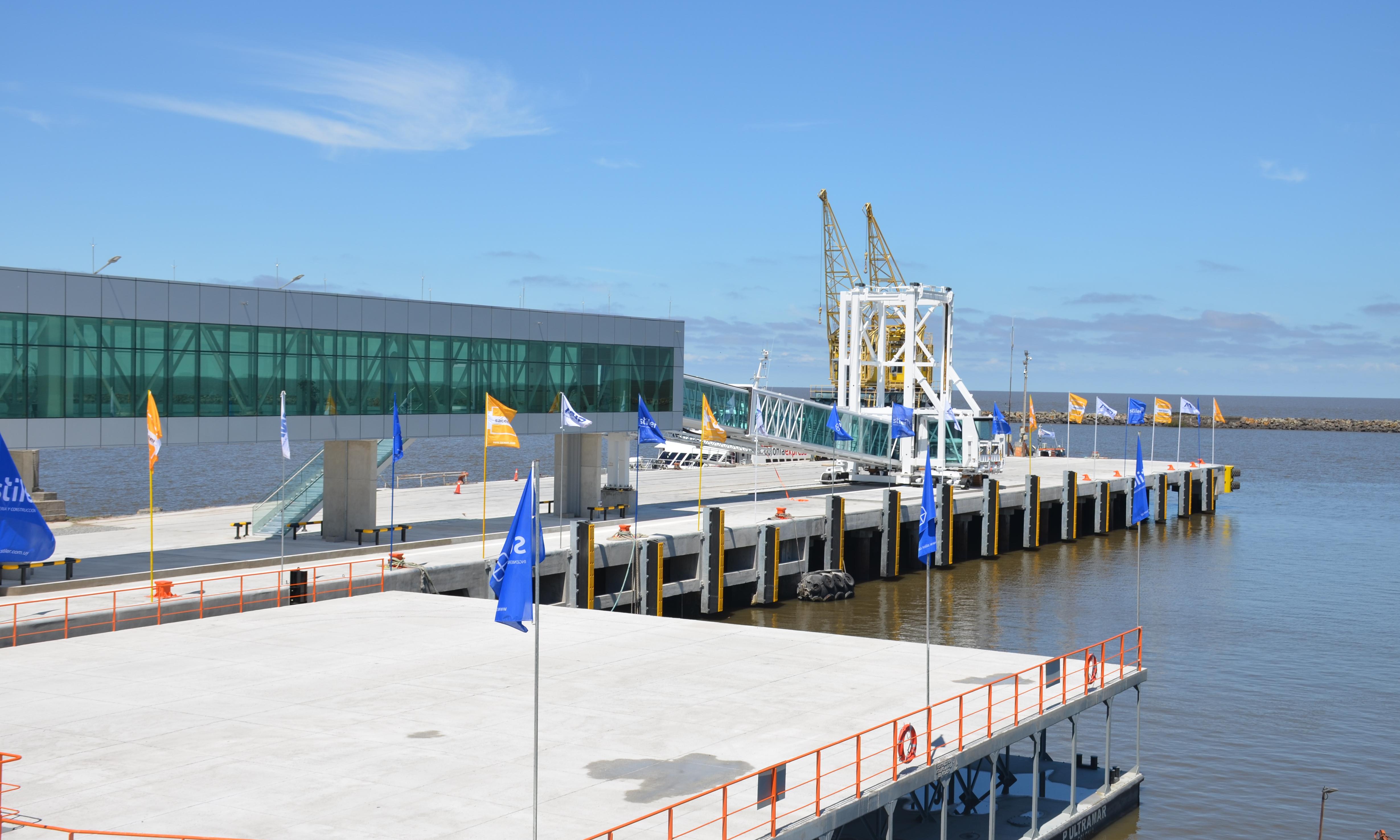 Inauguración de las Obras de ampliación de la Terminal de Pasajeros de Colonia